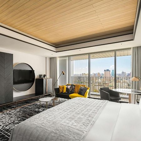 Le Meridien Tchaj-čung Exteriér fotografie A guest room at the Westin Tokyo
