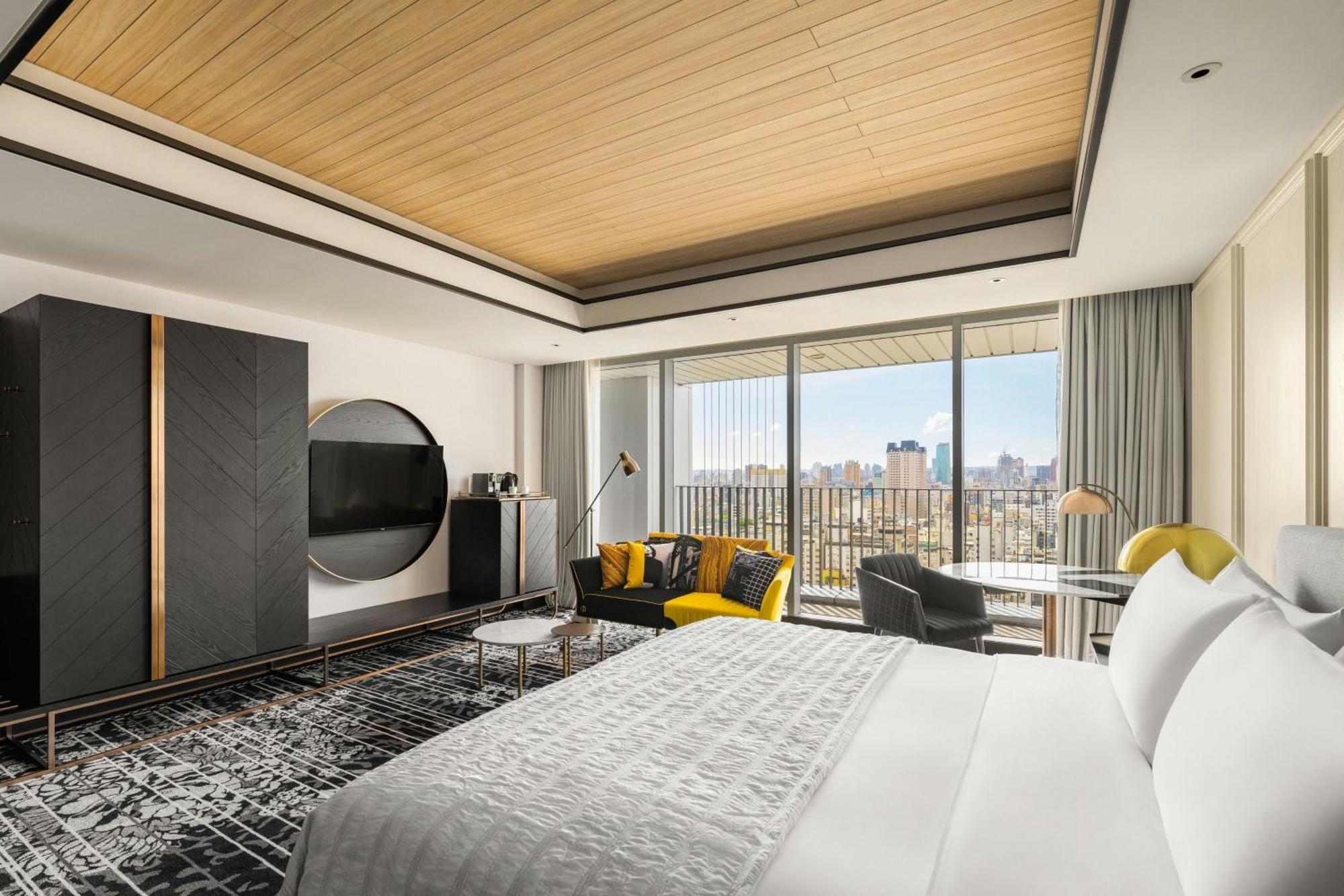 Le Meridien Tchaj-čung Exteriér fotografie A guest room at the Westin Tokyo
