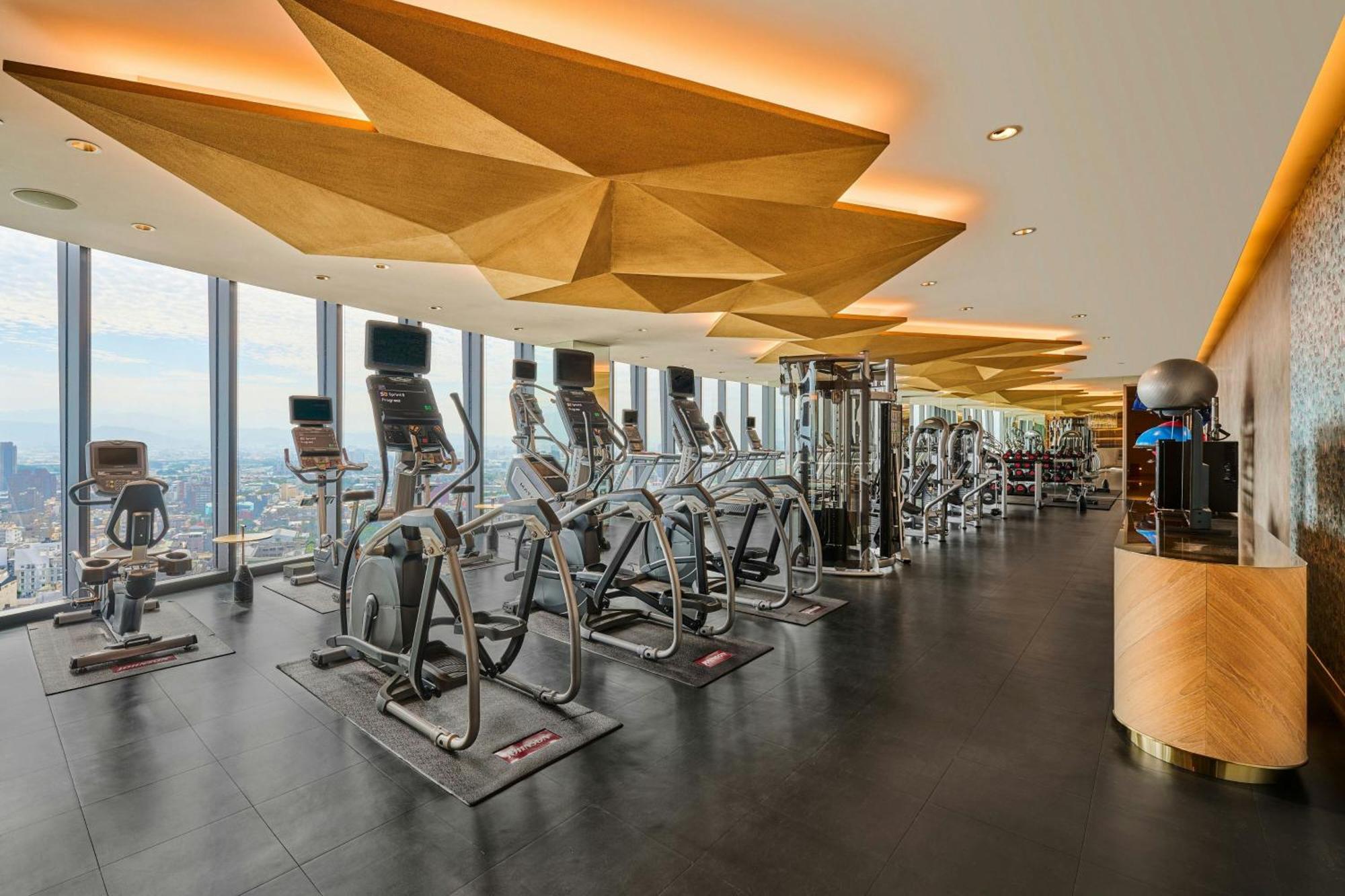 Le Meridien Tchaj-čung Exteriér fotografie The gym at The Landmark