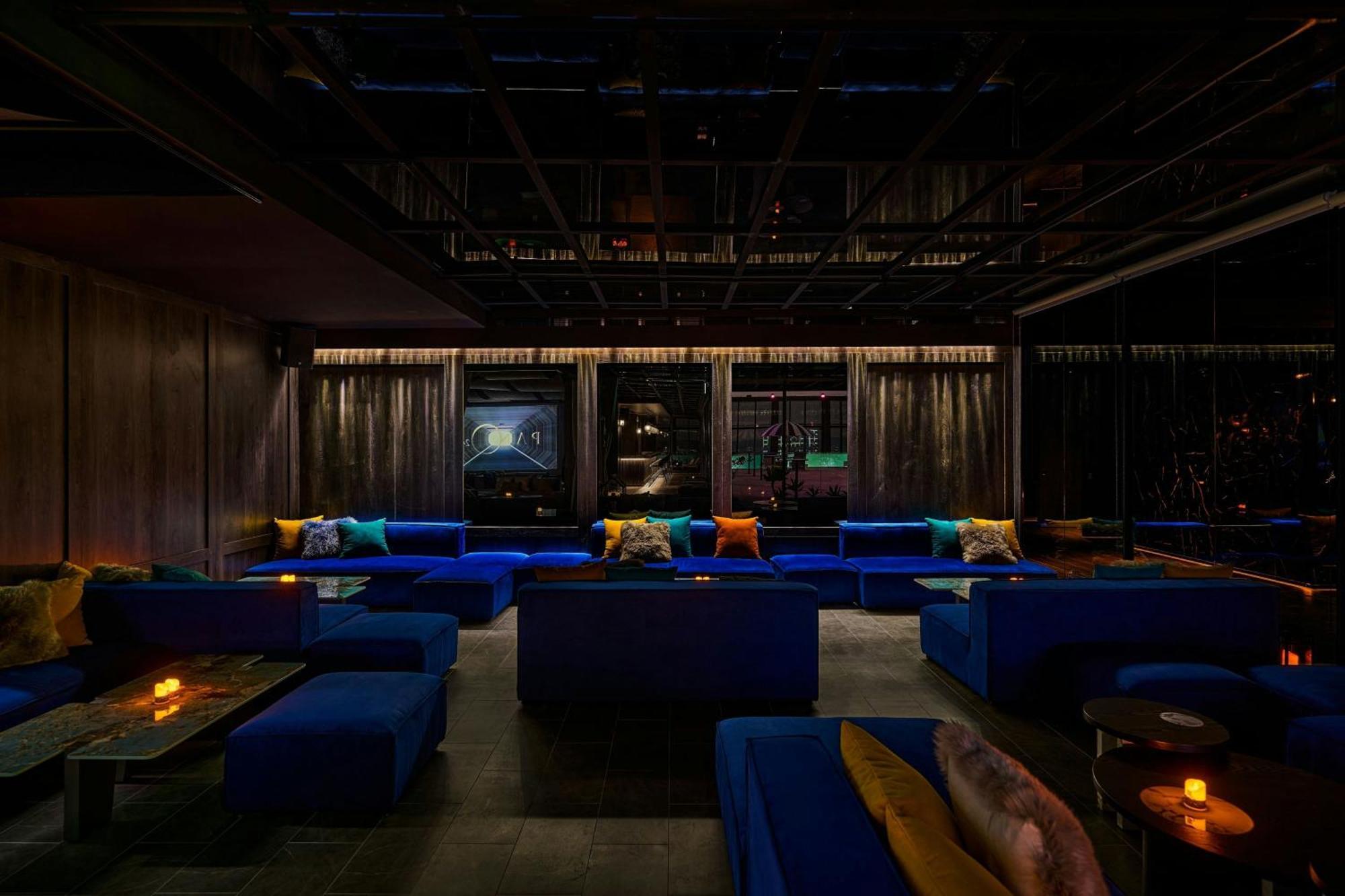 Le Meridien Tchaj-čung Exteriér fotografie The interior of the nightclub