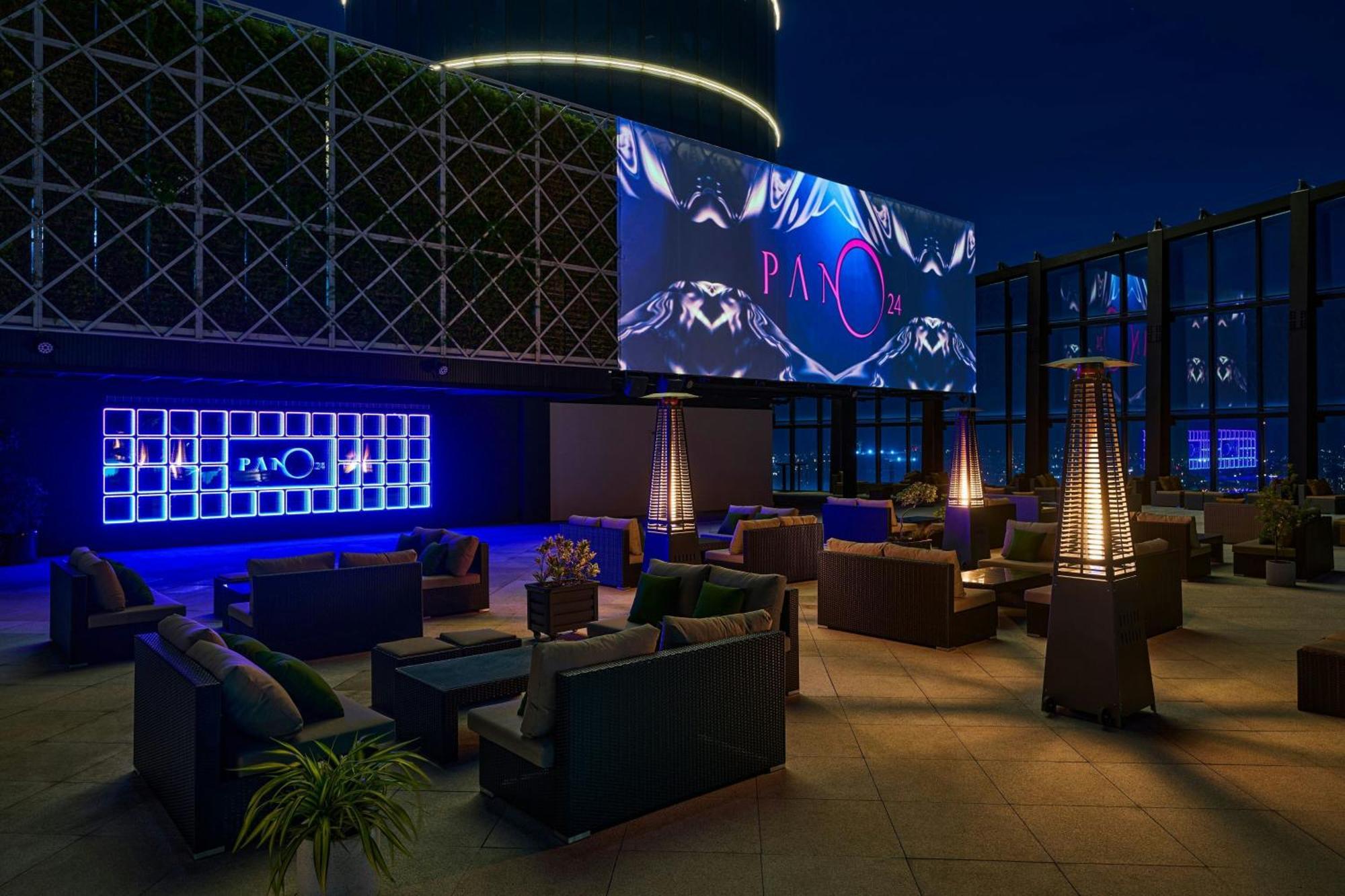 Le Meridien Tchaj-čung Exteriér fotografie The 101 Sky Lounge